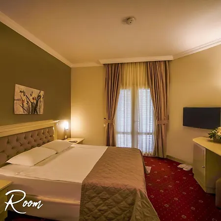 Emelda Sun Club Resort Kemer