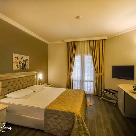 Resort Emelda Sun Club