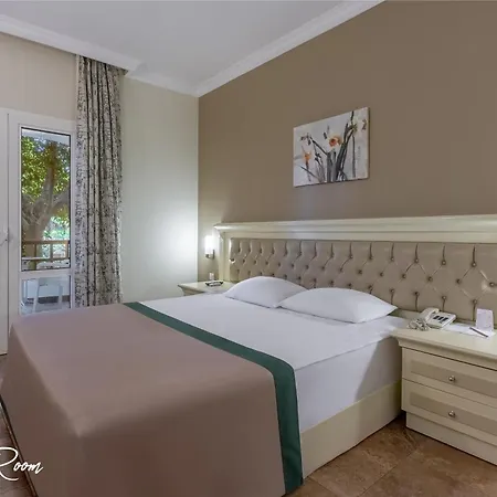 Emelda Sun Club Resort Kemer