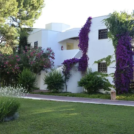 Emelda Sun Club Resort