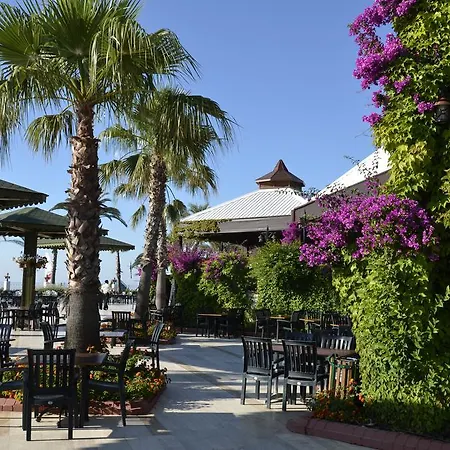 Resort Emelda Sun Club