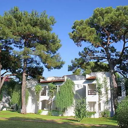Resort Emelda Sun Club